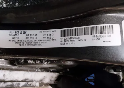 2015 Chrysler 200 Limited z USA, uszkodzony, nr VIN 1C3CCCAB8FN694538